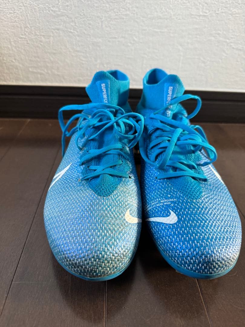 ナイキ　マーキュリアルヴェイパー13 AG 人工芝