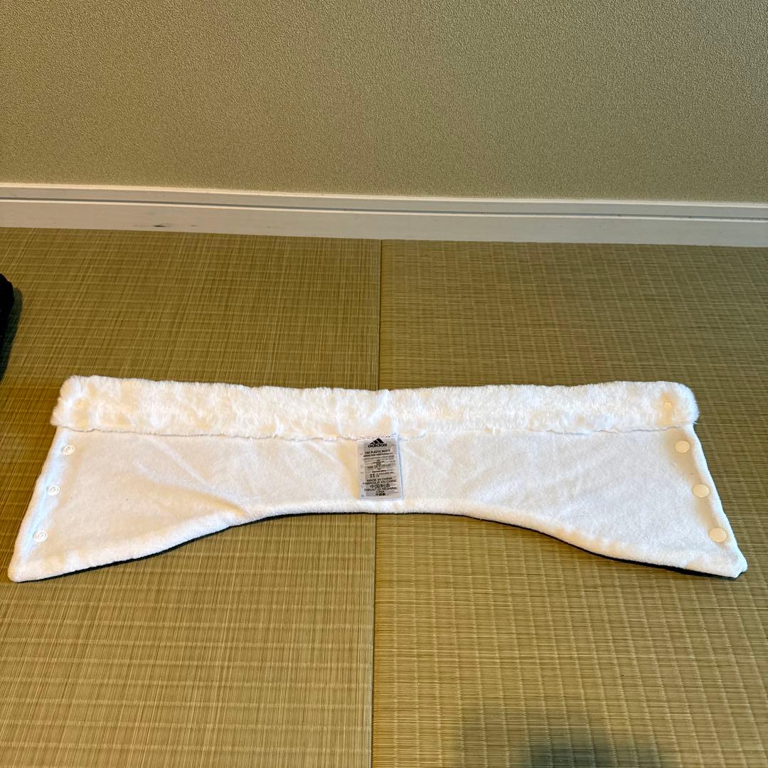 adidasゴルフ冬用スカート、キャップ、ネックウォーマーお得な3点セット