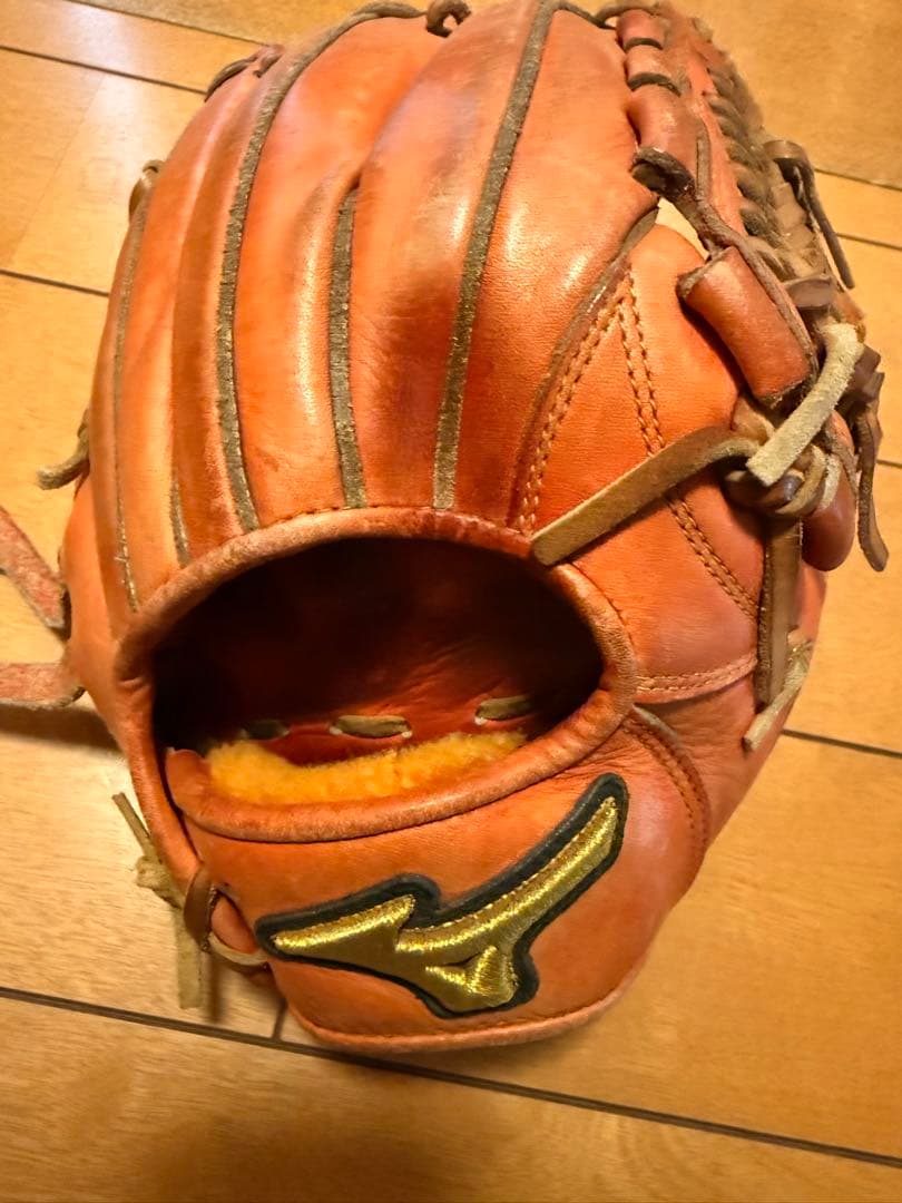 コメント気軽にどうぞ‼️ミズノプロ　内野手用 硬式グローブ オレンジ