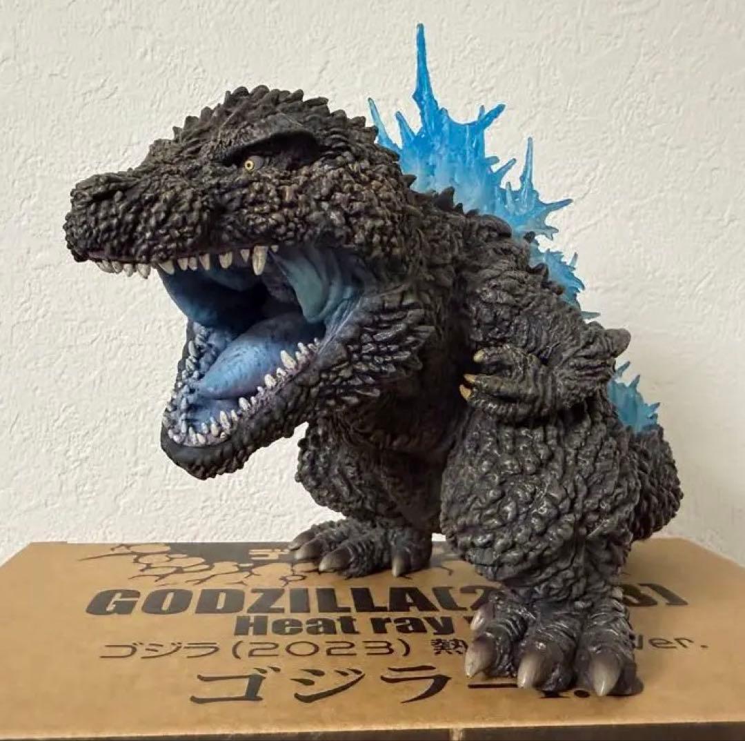デフォリアル ゴジラ（2023） 熱線放射Ver. 少年リック限定版 - メルカリ