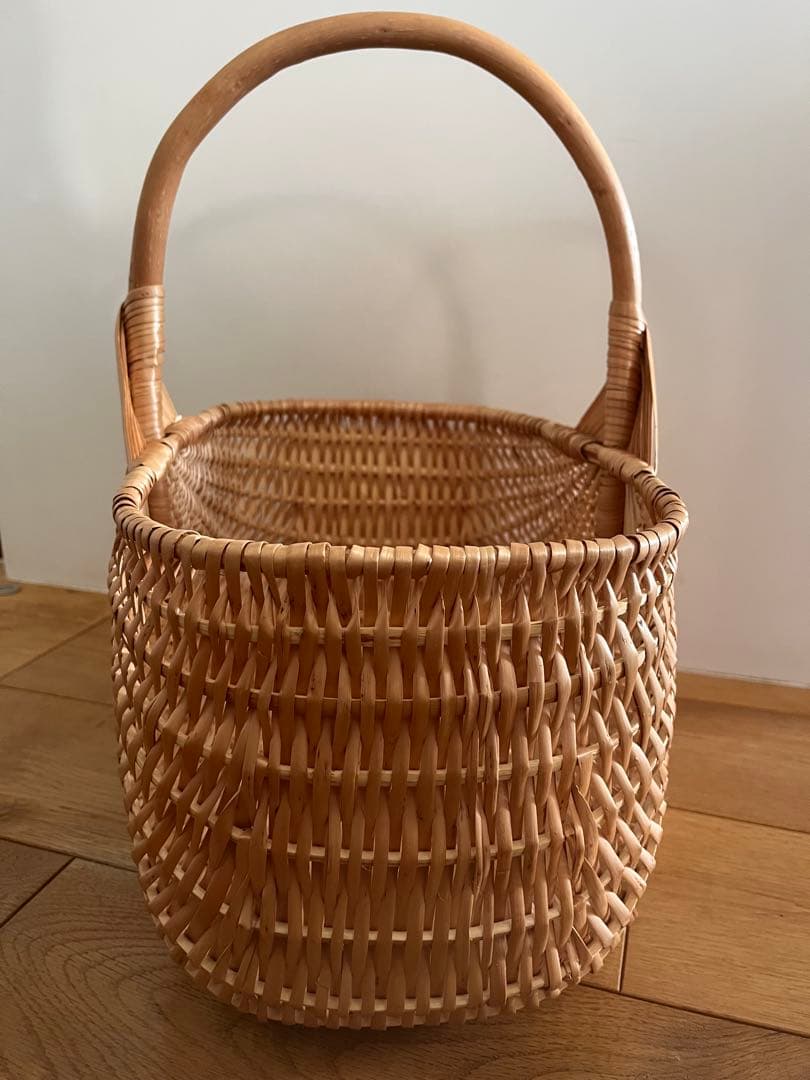 ラトビア　柳　ハンドルバスケット　L