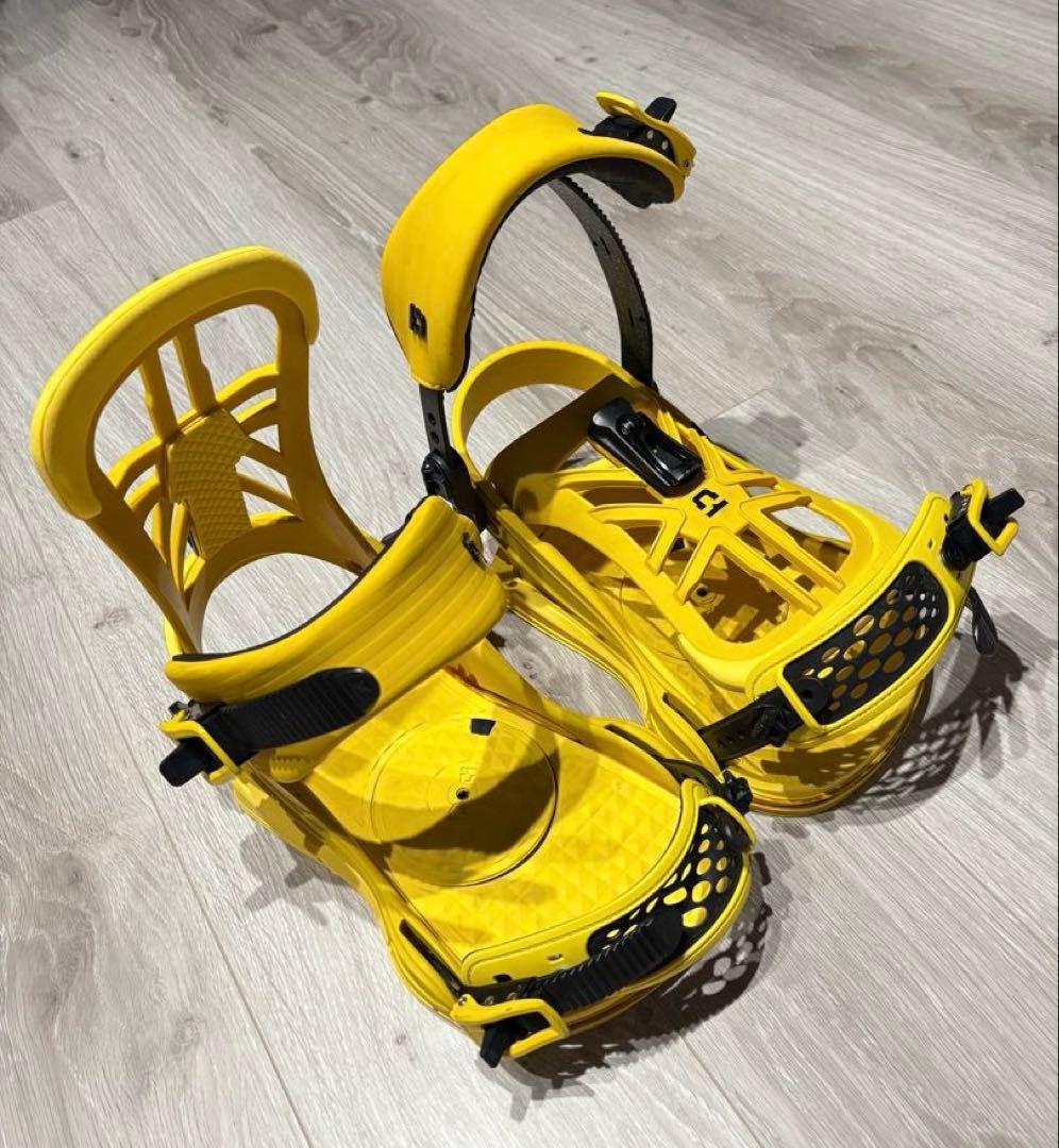 UNION CONTACT PRO MLサイズ　イエロー　15-16モデル