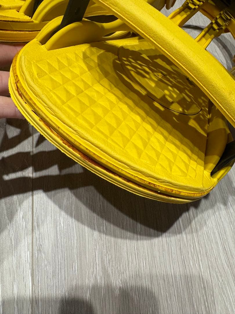 UNION CONTACT PRO MLサイズ　イエロー　15-16モデル