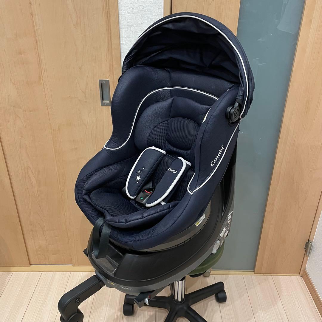 【美品】Combi クルムーヴ シンプライト ISOFIX トイザらス限定