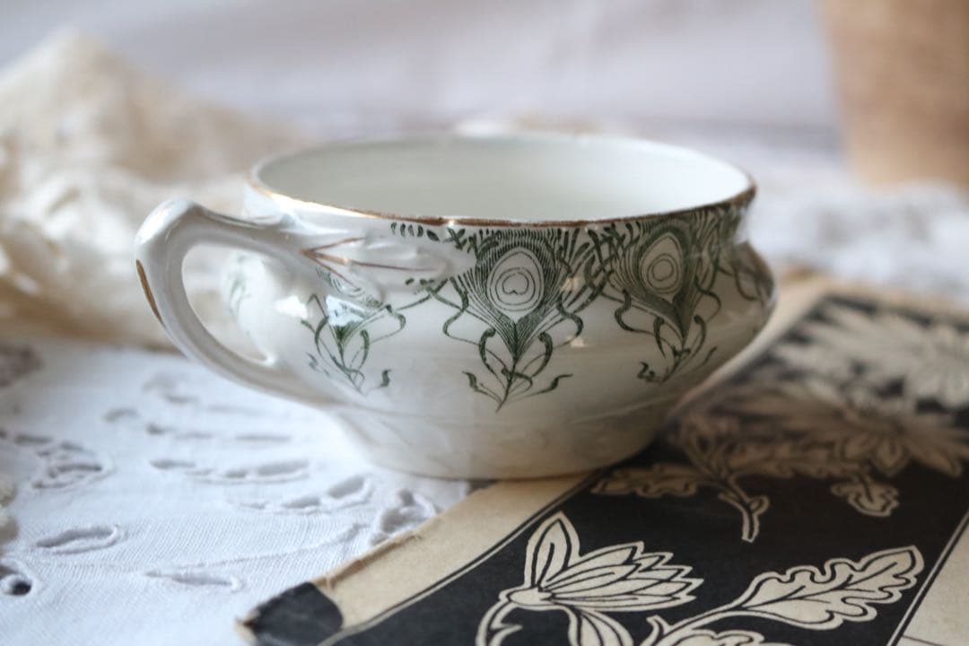 グリーン　Creil et montereau レリーフ　ソーサー　　c&s