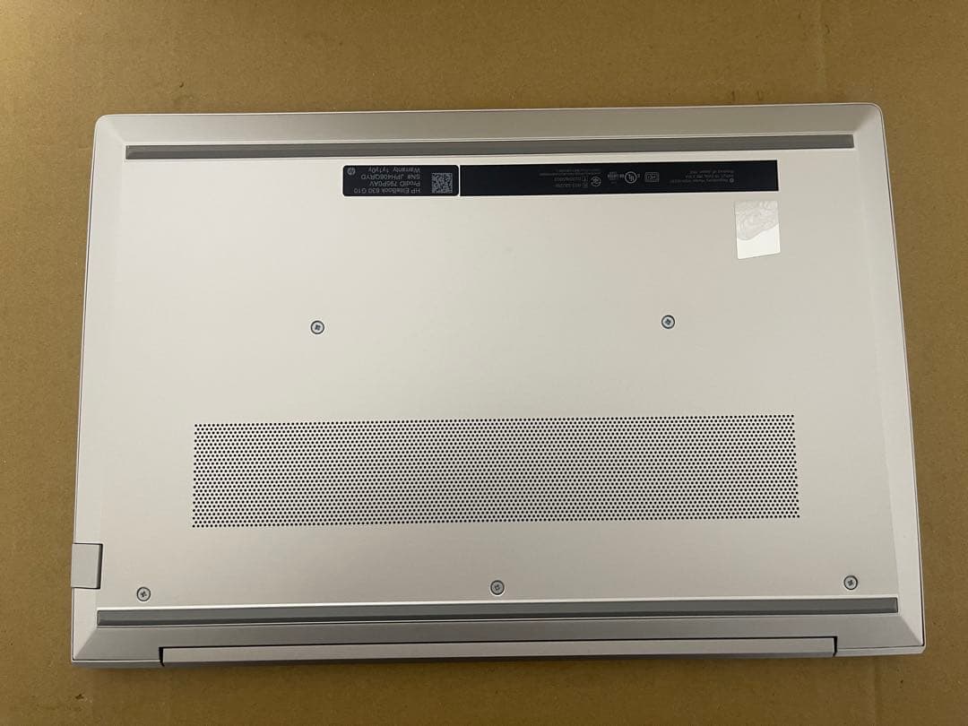 美品HP EliteBook 630 G10 I7-13世代16GB 現行モデル