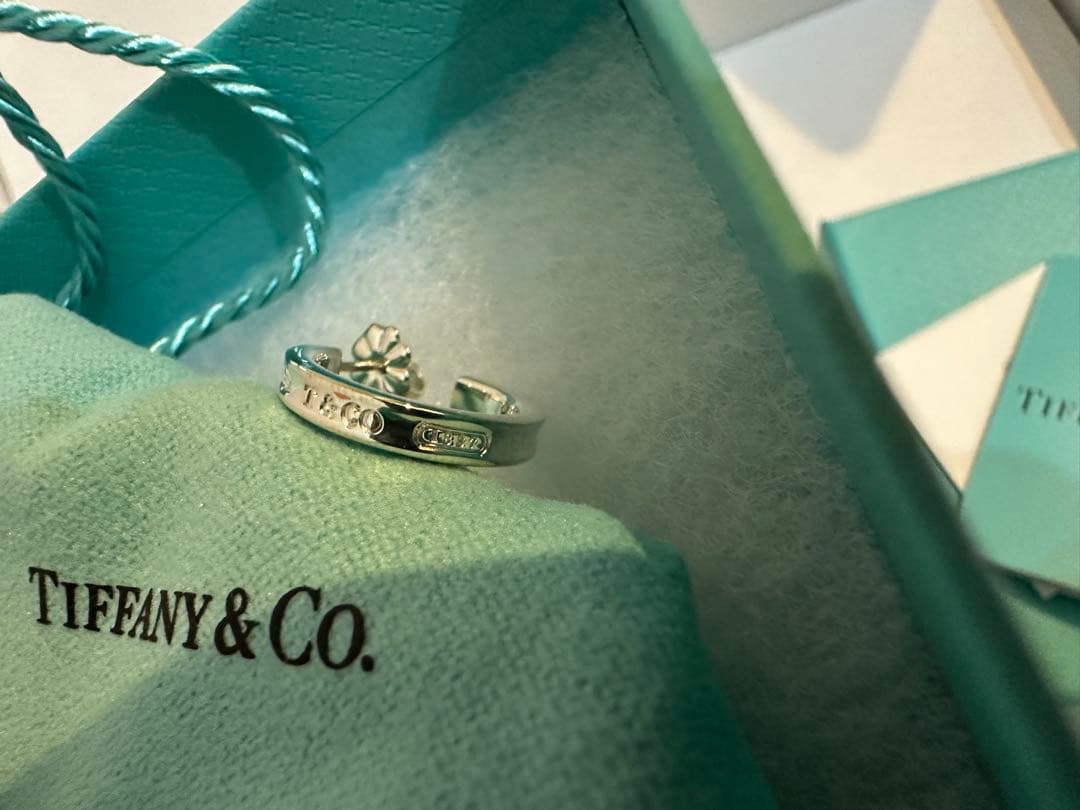 【新品】Tiffany & Co. シルバー フープピアス