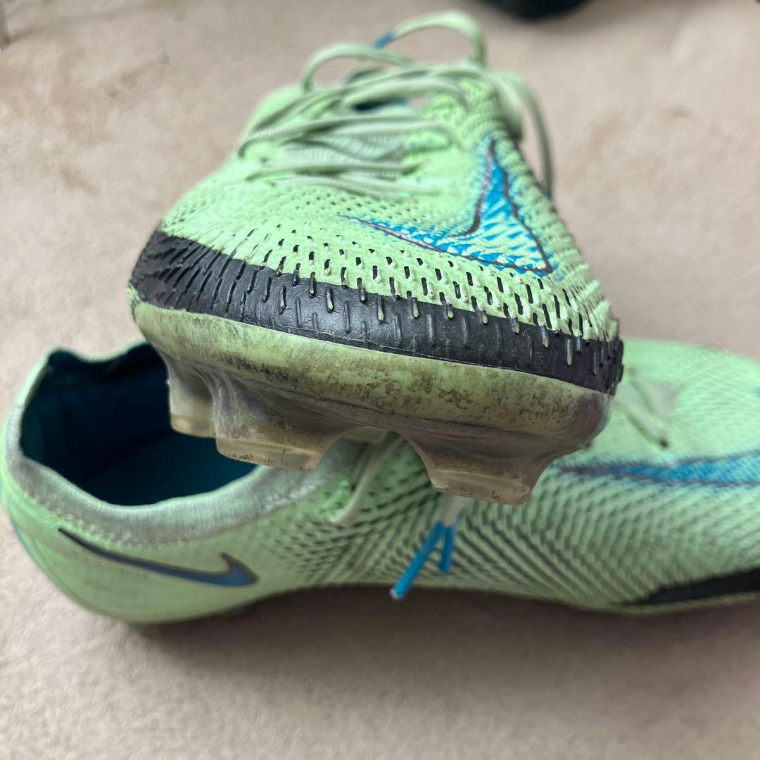 NIKEファントムGT FG