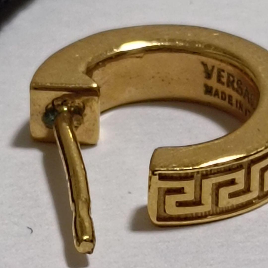 ヴェルサーチ　ピアス　フープ　片耳　刻印あり