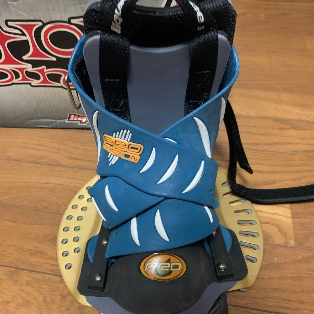 ウェイク　ビンディング　ウェイクボード　水上バイク