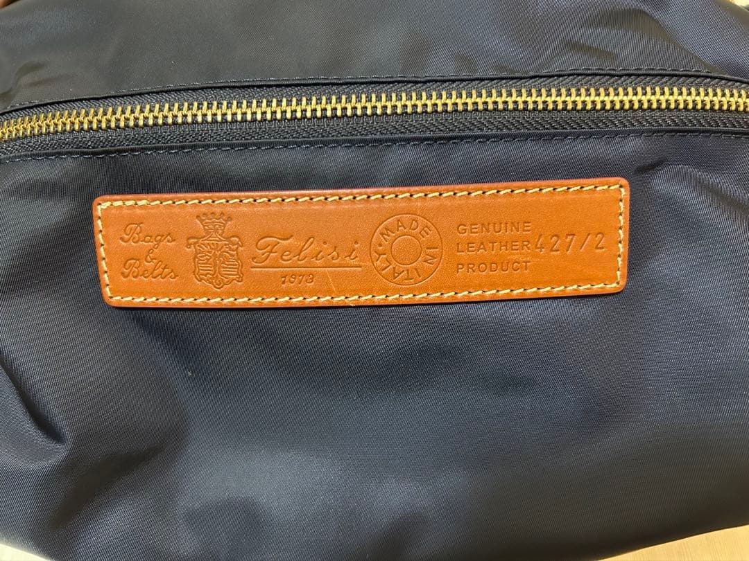【未使用】Felisi　ボディバッグ　427/2/DS　ネイビー