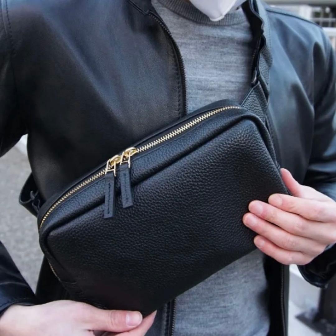 HushTug ボディバッグ