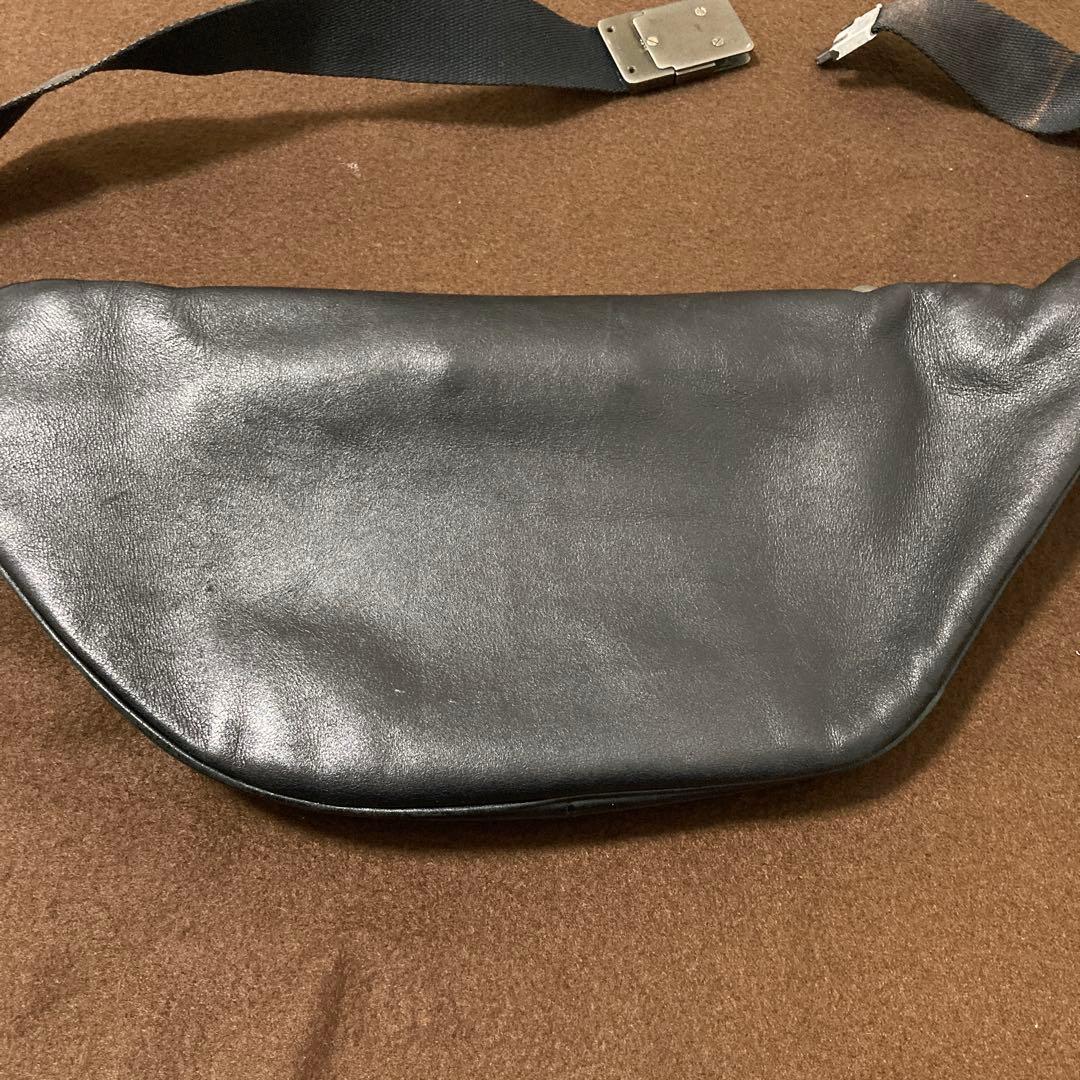 BOTTEGA VENETA イントレチャートボディバッグ メンズ