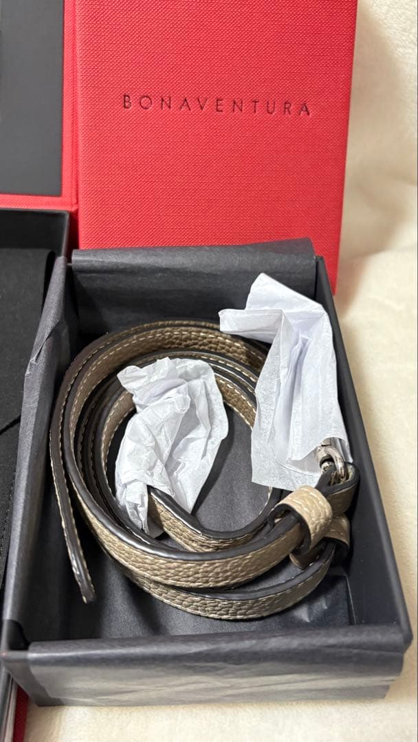 BONAVENTURA iPhone14 ケース ベージュ ストラップ付き