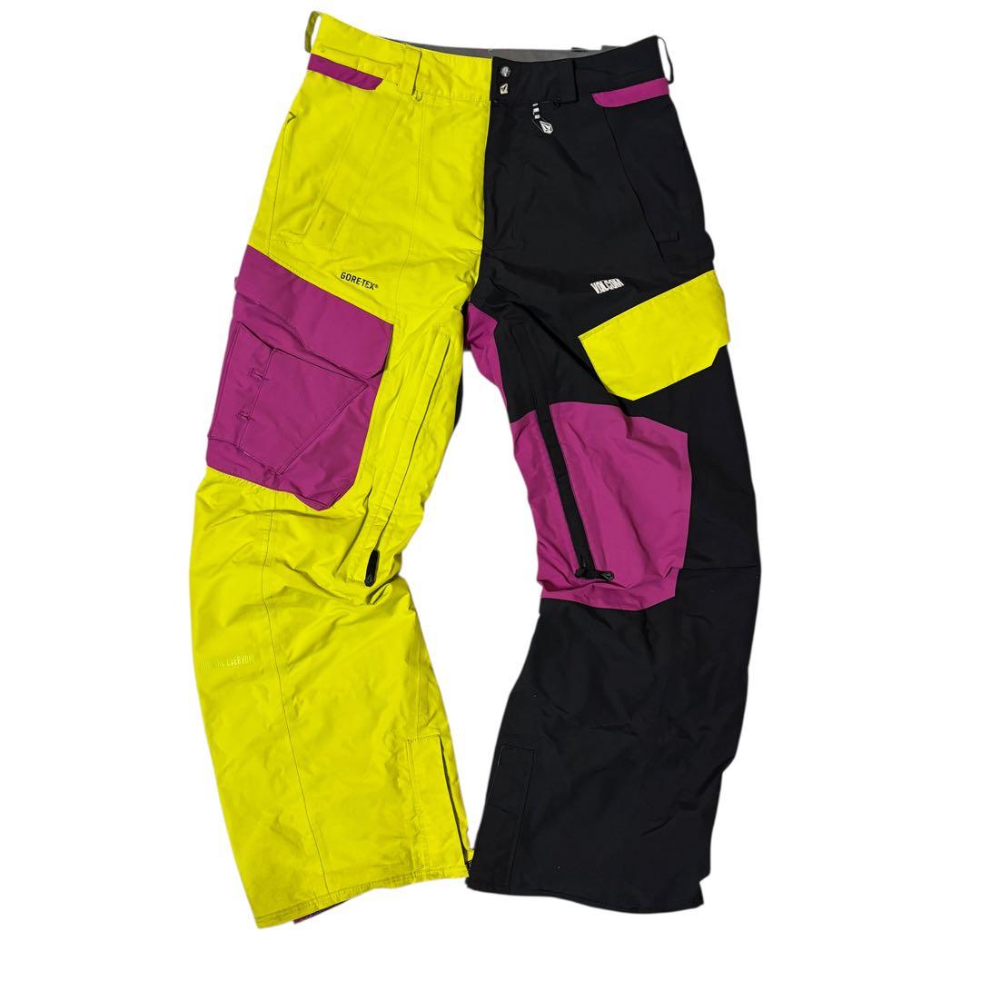 【美品】ボルコム　上下セット　ゴアテックス　上L レディース　下M メンズ