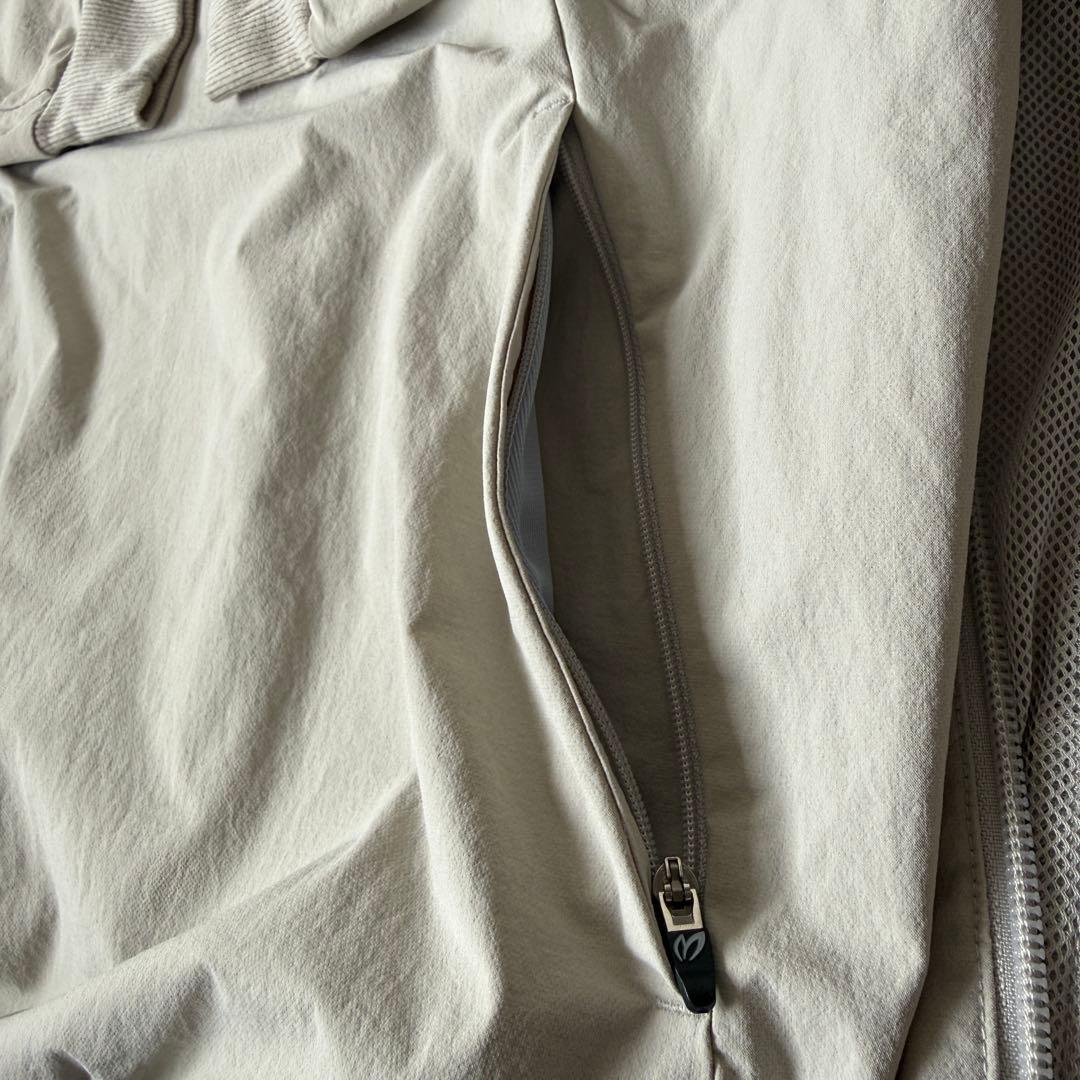 現行モデル　マスターバニー　スニード　ジャケット　L〜XL相当　グレー　5