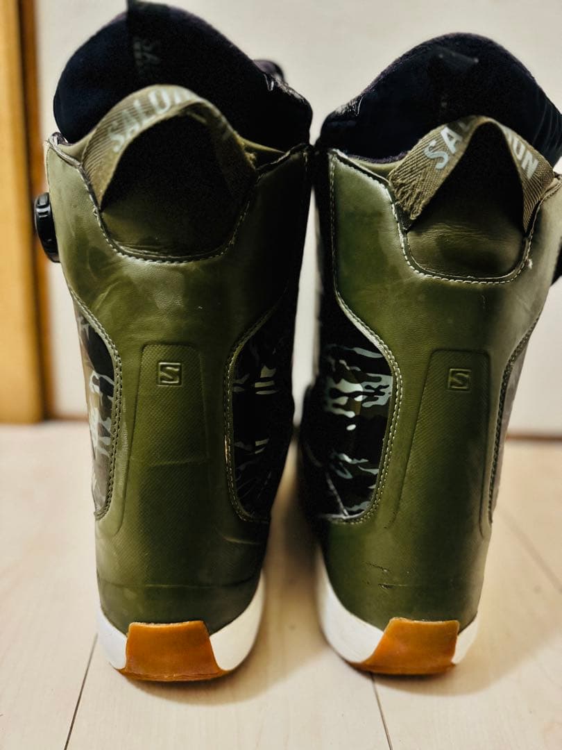 値下げしました。Salomon スノーボードブーツ BOA