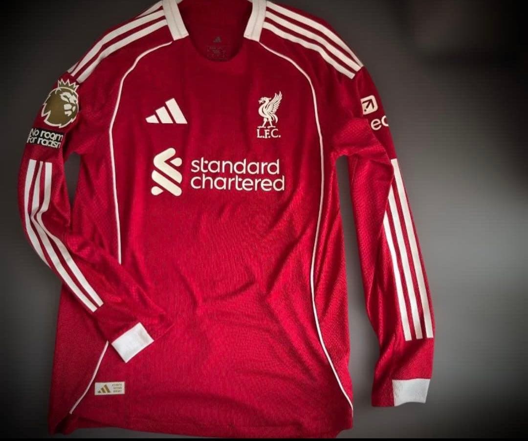 2025-26リヴァプール 8番Szoboszlaiロングスリーブユニフォーム