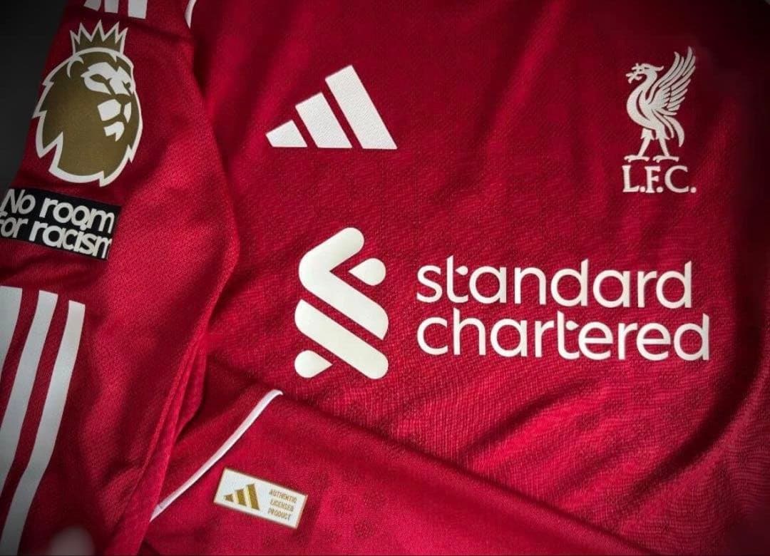 2025-26リヴァプール 8番Szoboszlaiロングスリーブユニフォーム