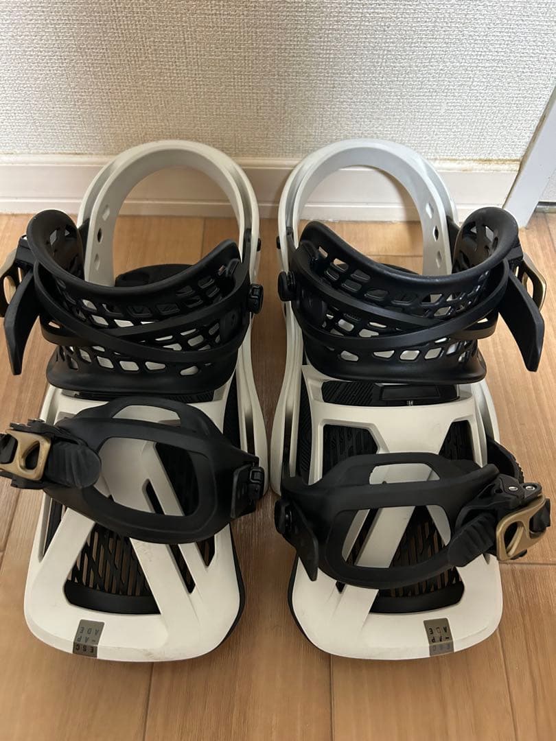 ウィメンズ Burton エスカペイド　Re:Flex バインディング　M