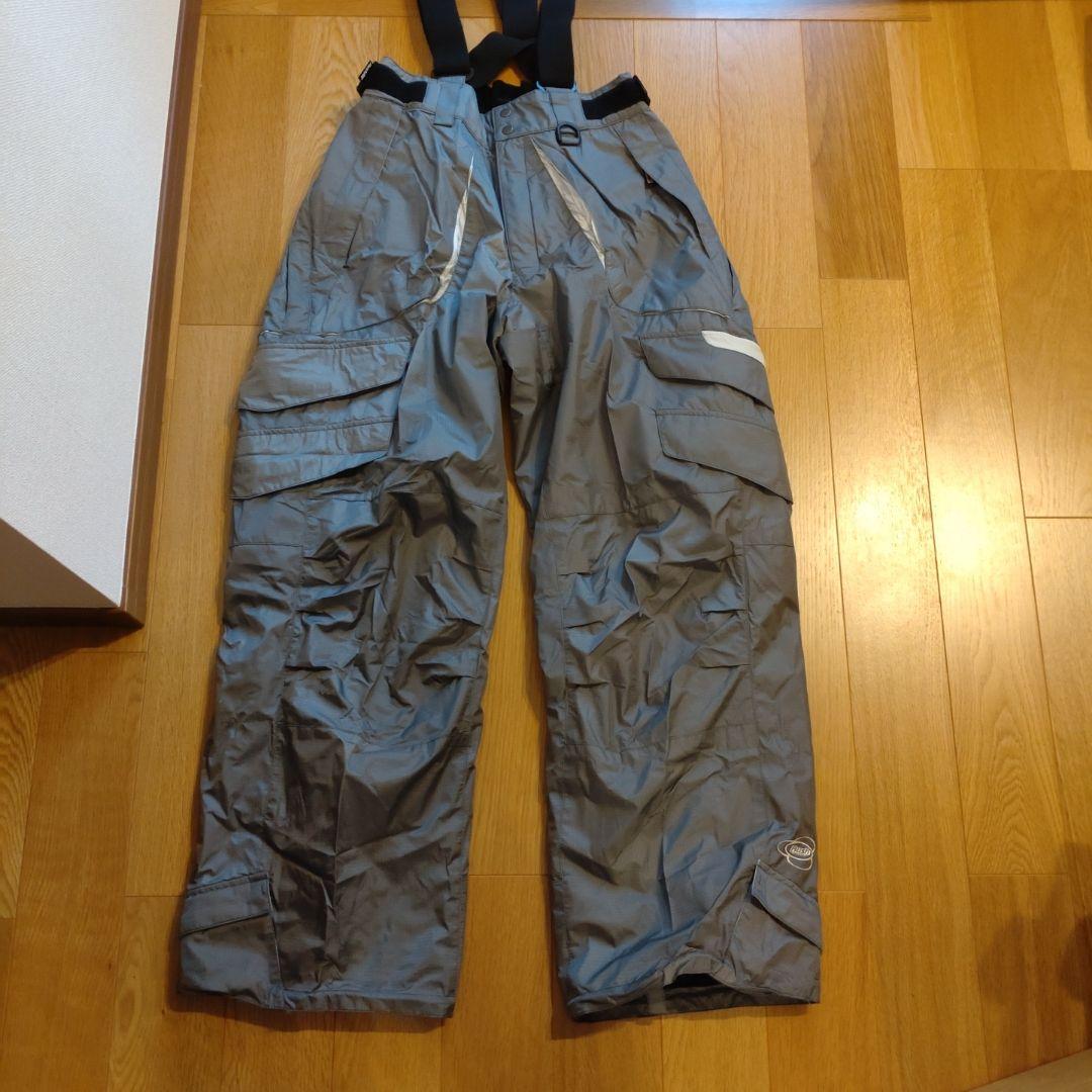 【ママ˚✧₊】スノーボードウェア　スキーウェア　ONYONE