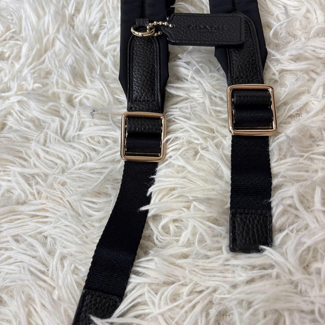 超美品☆【コーチ】チャーリー　38263 レザーリュック　チャーム　ギャランティ