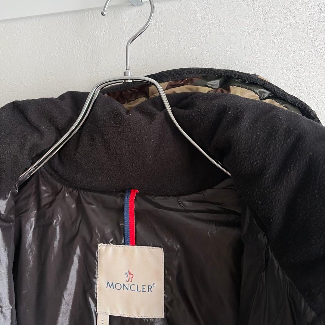 【美品✨名作】モンクレール　ヒマラヤ　迷彩　Mサイズ　国内正規品　ダウン