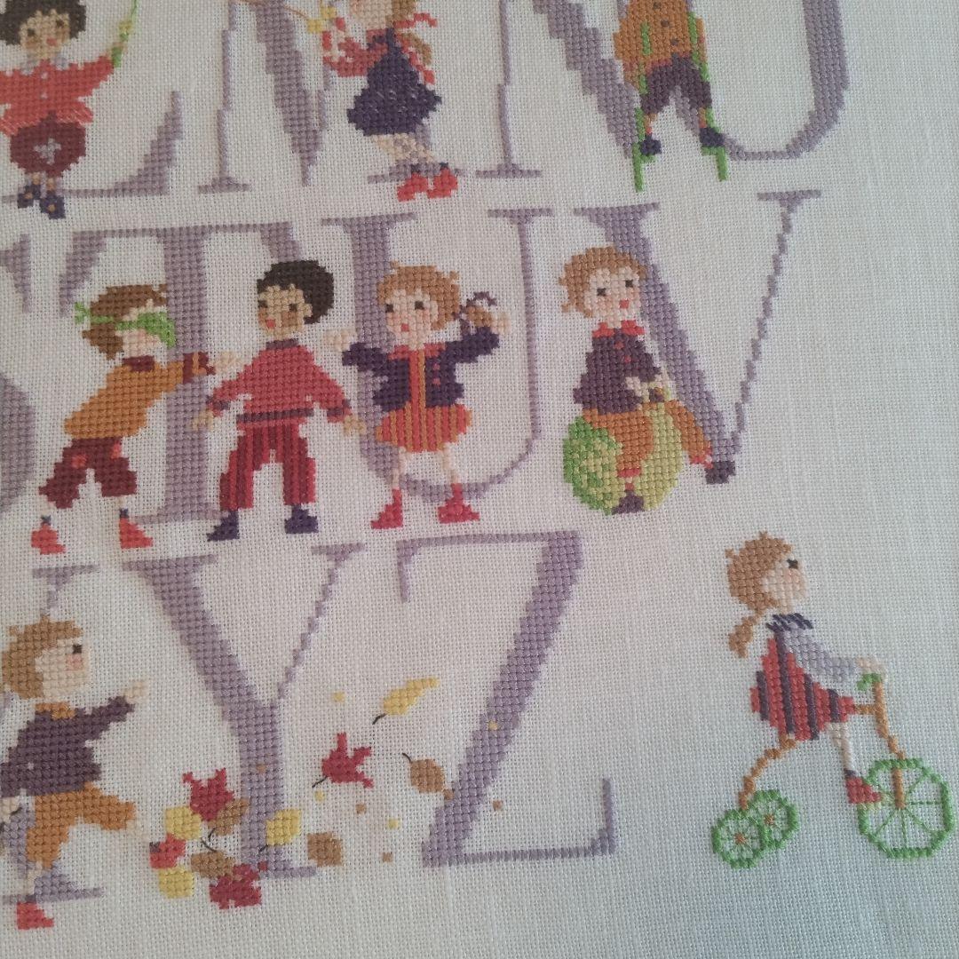 《専用》　クロスステッチ完成品 ( ペレッテサモイロフさん ）