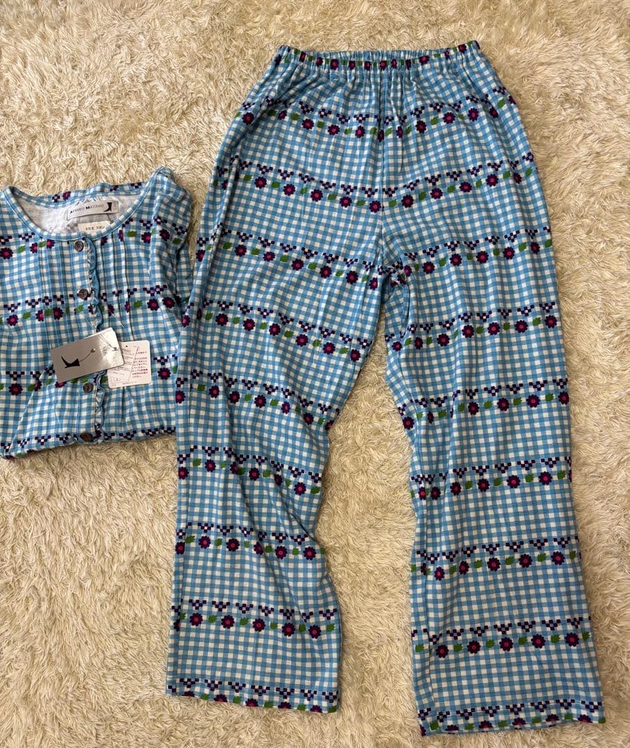 サファイア 新品タグ付き