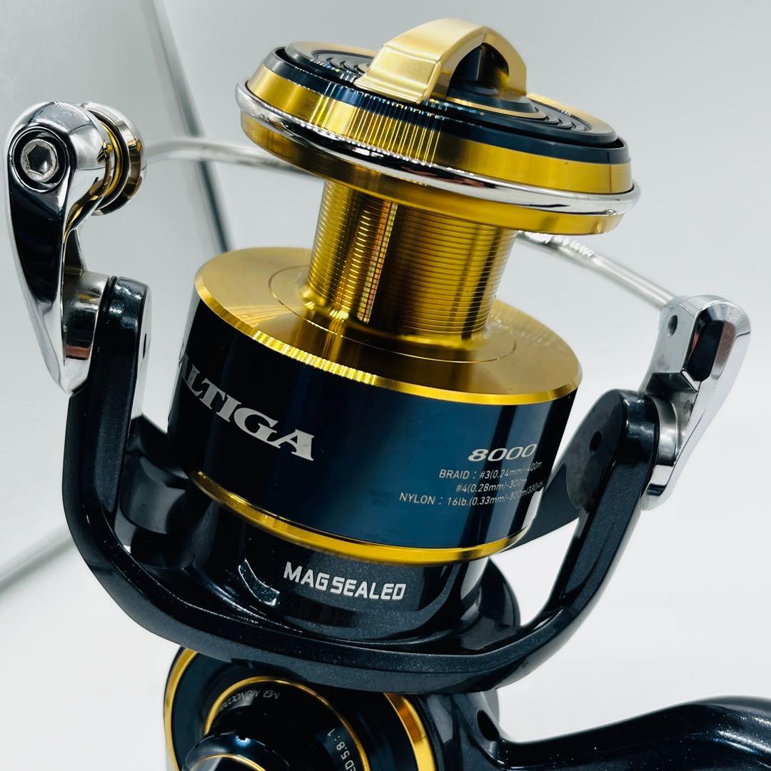 美品　20ソルティガ8000H ダイワ