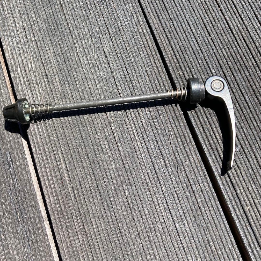 26インチMTB前後タイヤホイール（リア7速フリー、米式バルブアダプタ