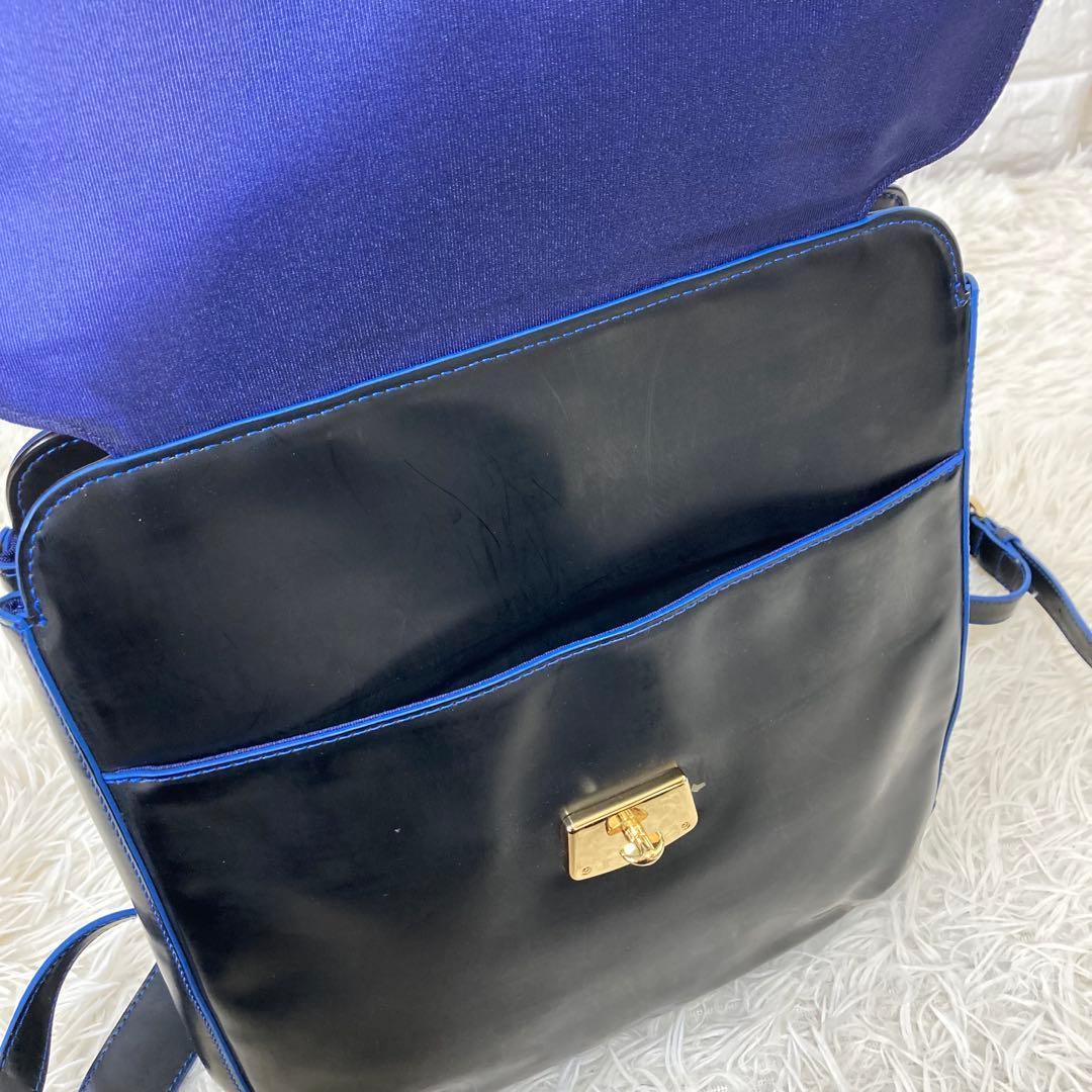 LANVIN✨レザー　リュック ゴールド金具　自立　ターンロック　ブランドロゴ