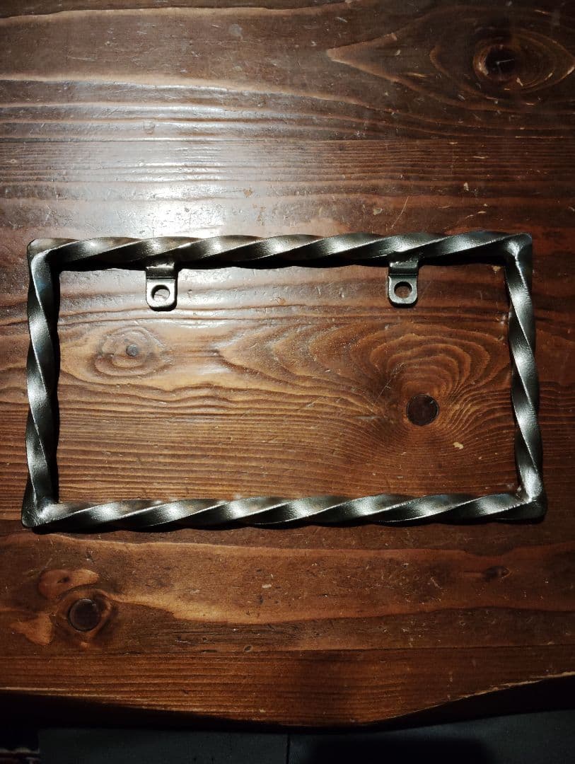 ツイスト ナンバーフレーム 60s ハーレー chopper サバイバー - メルカリ