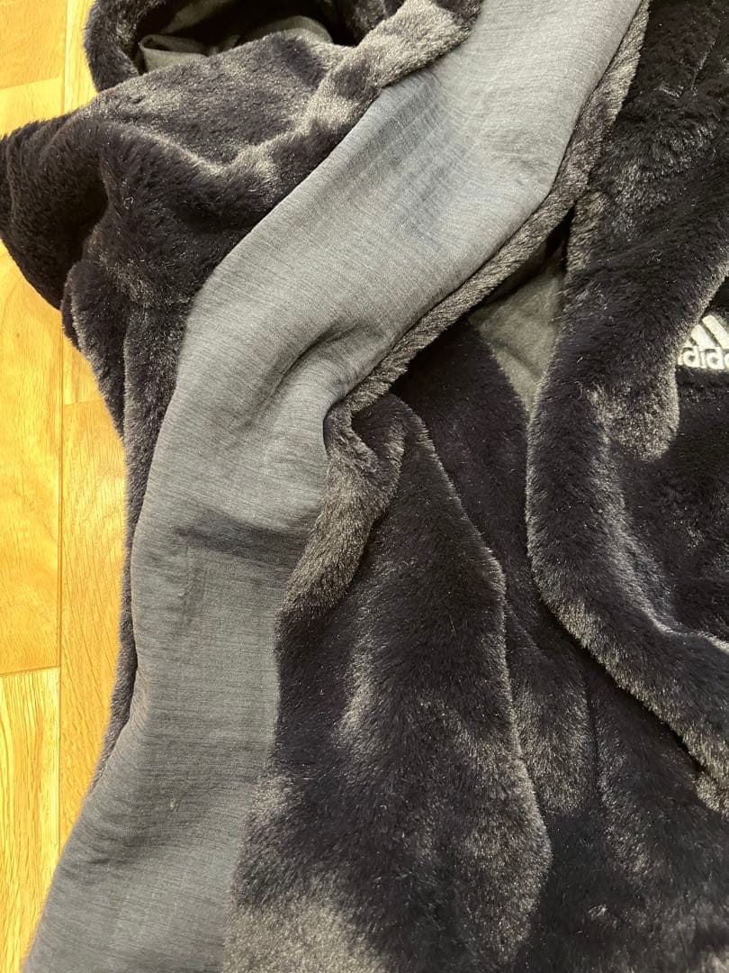 adidas ゴルフウエアセットアップ　ベロア素材 黒M