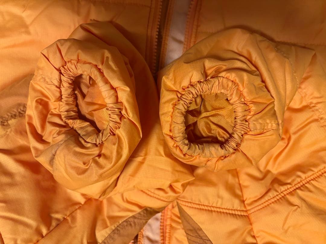 パタゴニア　ダスパーカー　XS マンゴー　収納袋付き