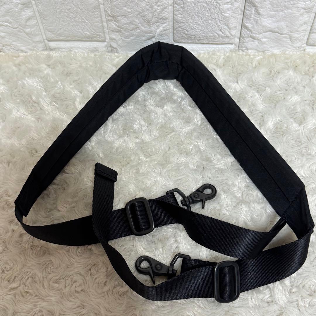 AMIACALVA　アミアカルヴァ　ボディバッグ　ショルダー　ブラック　日本製