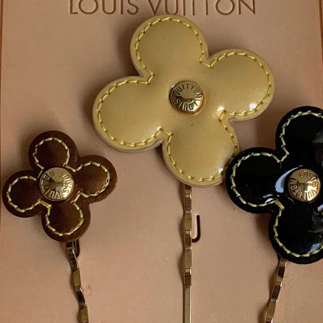 【新品未使用】Louis Vuitton ヘアピン3点セット　花モチーフ