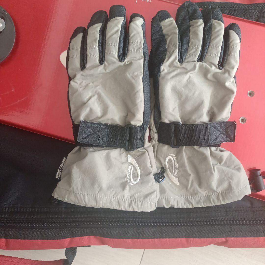 SALOMON スノーボード 赤色 手袋、ズボン、 バッグ4点セット