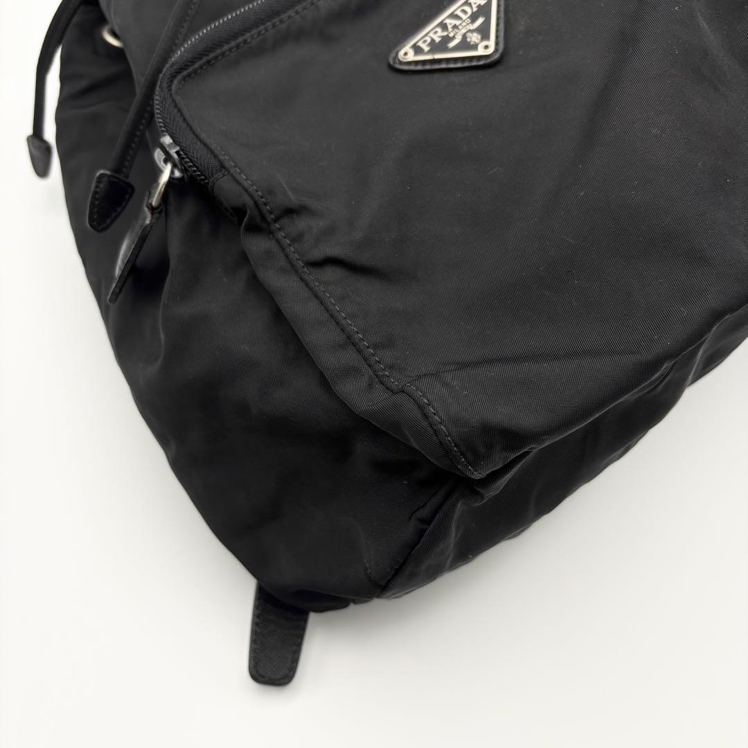 PRADA プラダ　ナイロンミニリュック　三角ロゴプレート