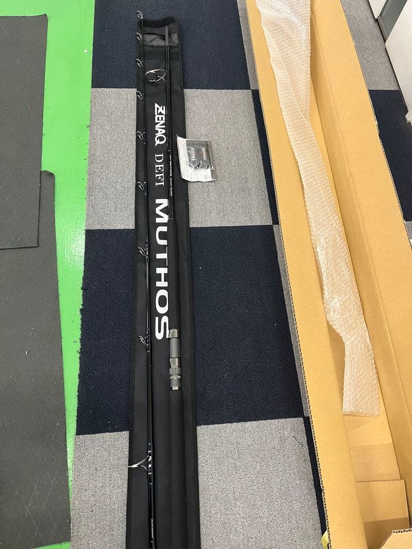 ロッド ZENAQ MUTHOS Accura 100HHH