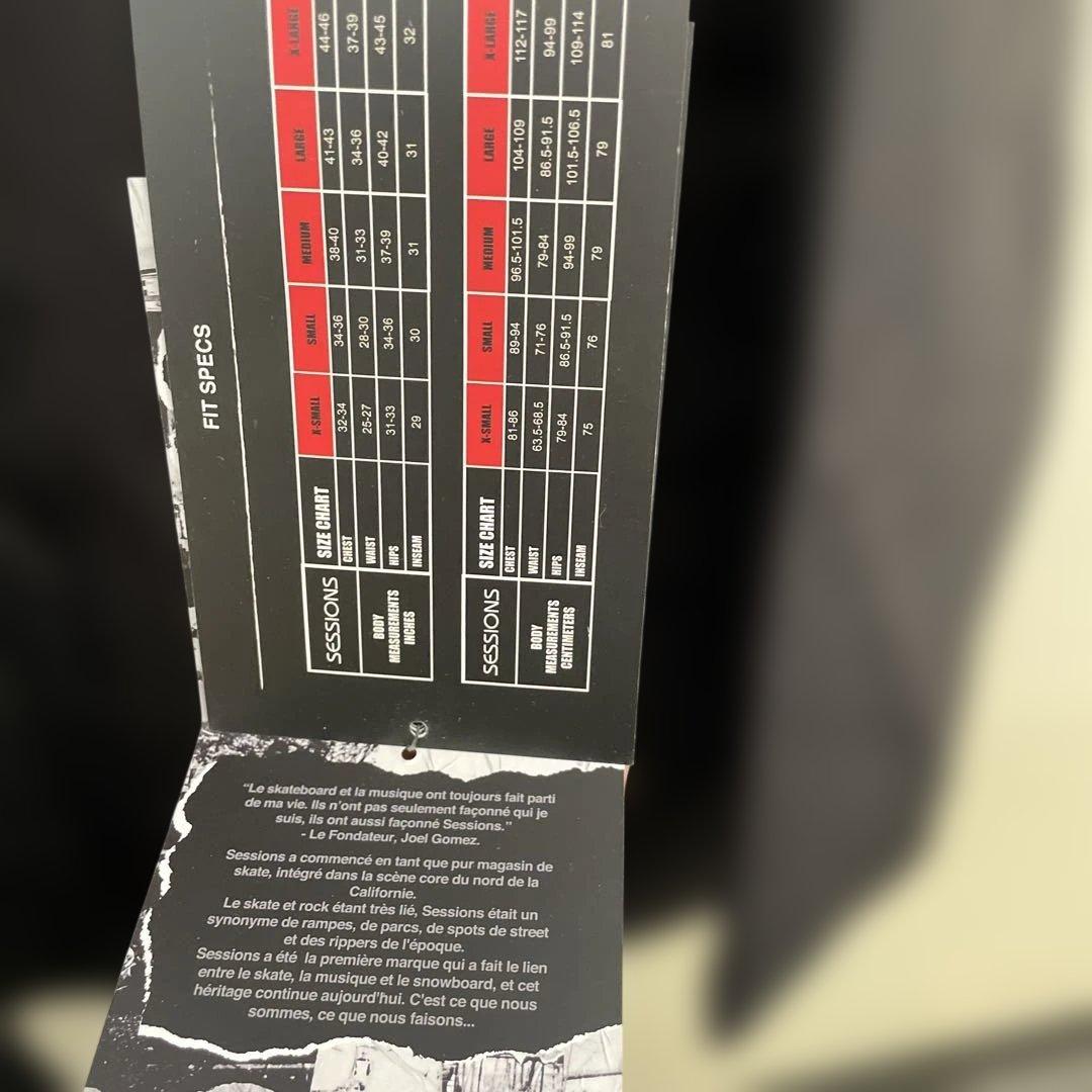 新品未使用タグ付きSESSIONS ブラック スノーボードジャケット MD/M