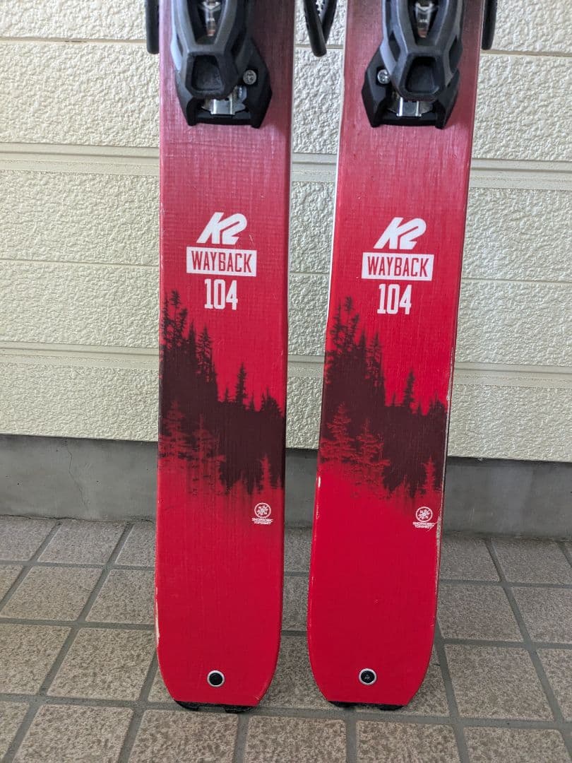 K2 Wayback 104 スキー板 赤　スポーツ　リフト券　雪　ゲレンデ