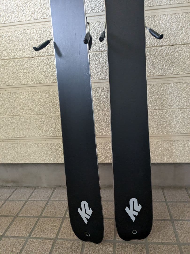 K2 Wayback 104 スキー板 赤　スポーツ　リフト券　雪　ゲレンデ