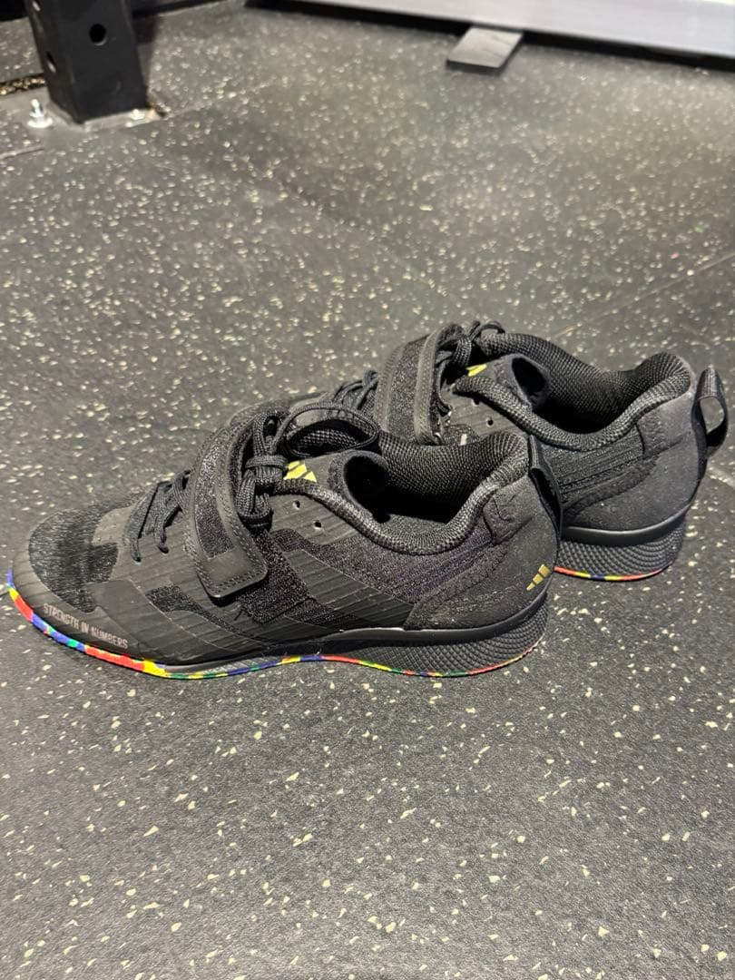 アディダス adipower リフティングシューズ 黒