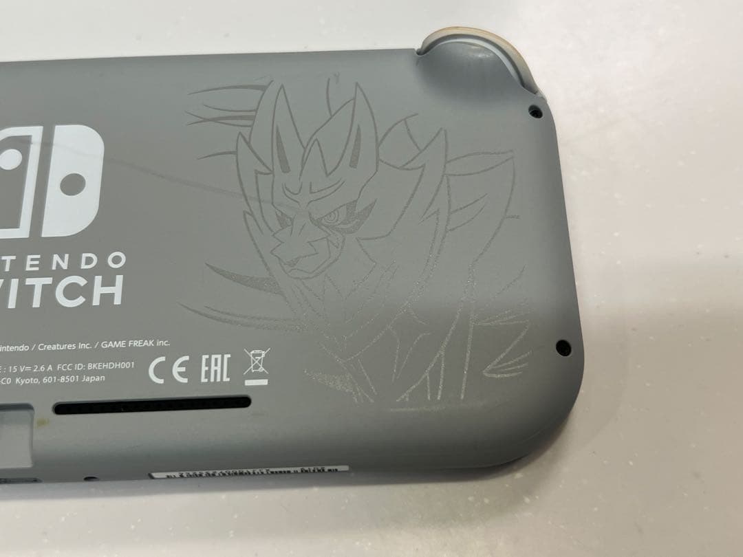 Nintendo Switch light ザシアン ザマゼンタモデル