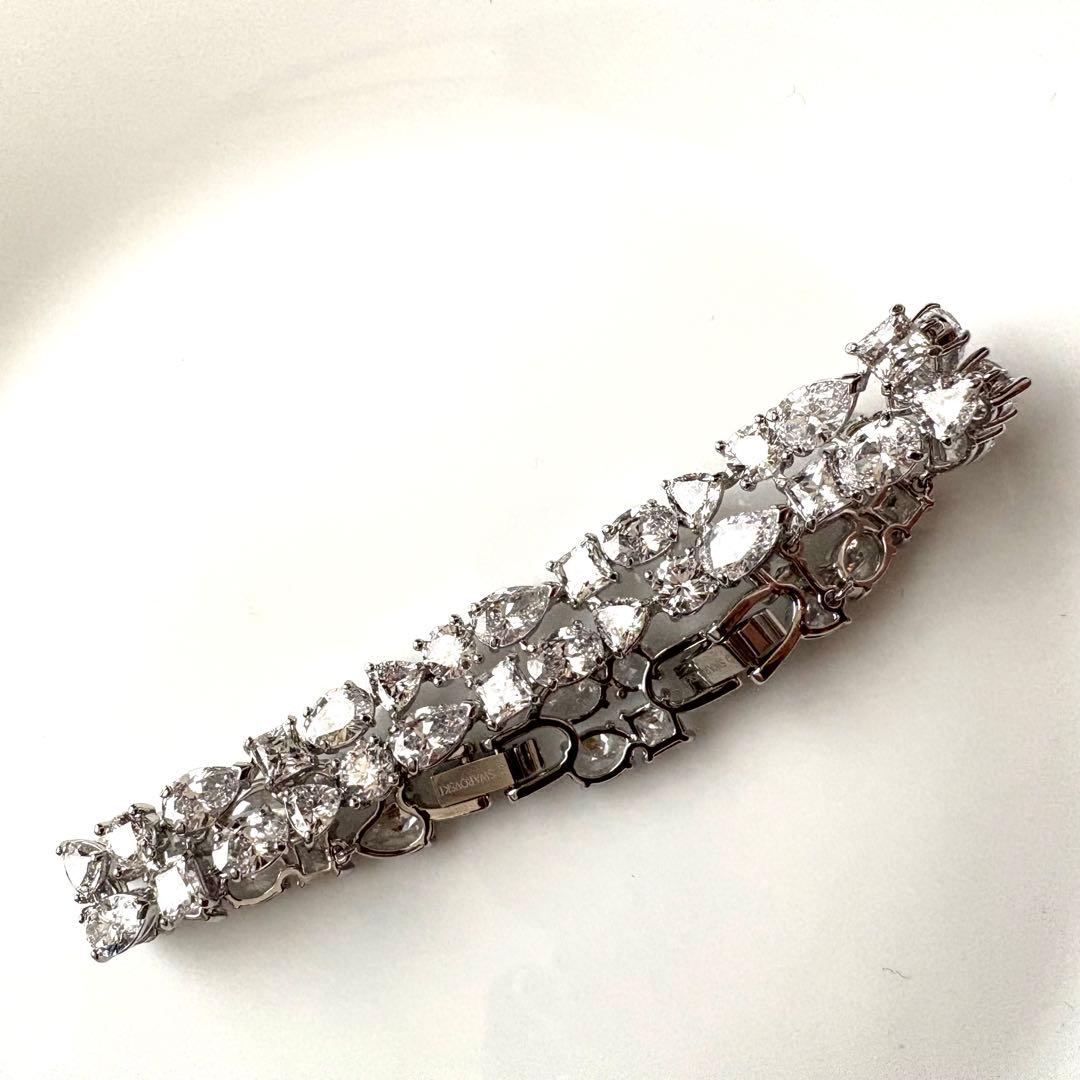 美品　スワロフスキー　テニスブレスレットデラックス　ミックス　箱付き　クリスタル