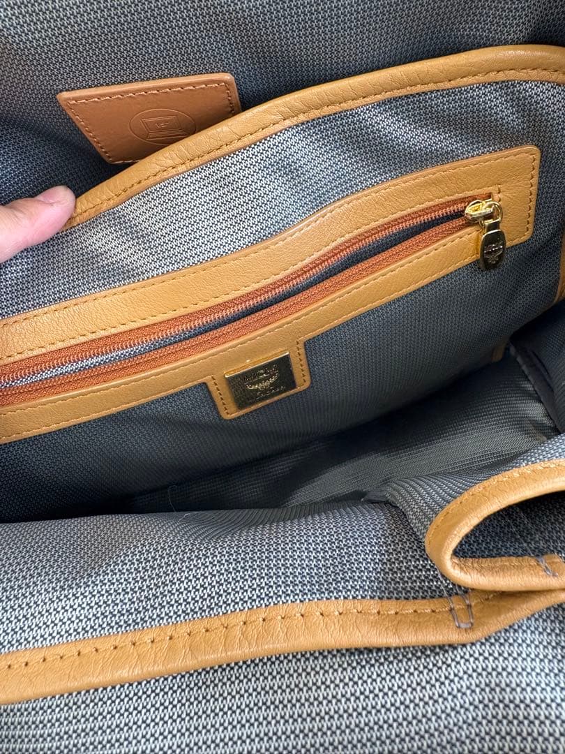 G555 MCM リュック バックパック スタッズ