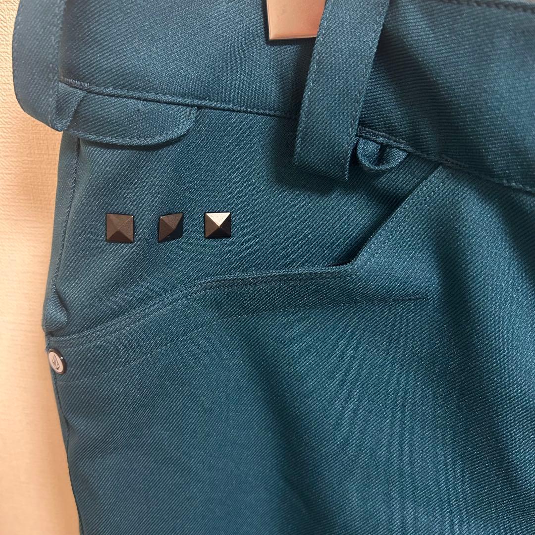 volcom ボルコム　スノボウェア　レディース　総柄　上下セット　Sサイズ