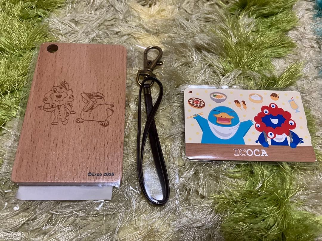 2025 大阪・関西万博 記念ICOCAと木製パスケース
