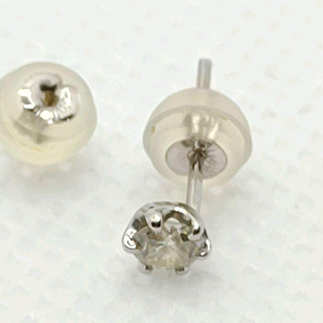 プラチナ Pt900 スタッドピアス ダイヤモンド シリコンキャッチ 保証書付き